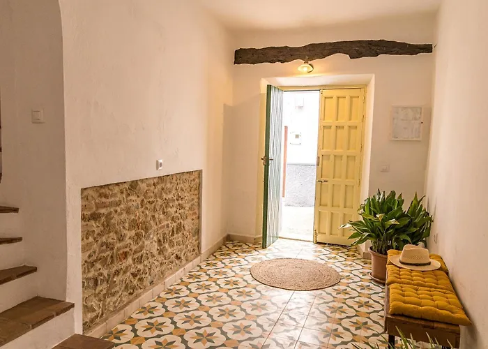Casa Rural La Artistica, Alojamiento Y Arte